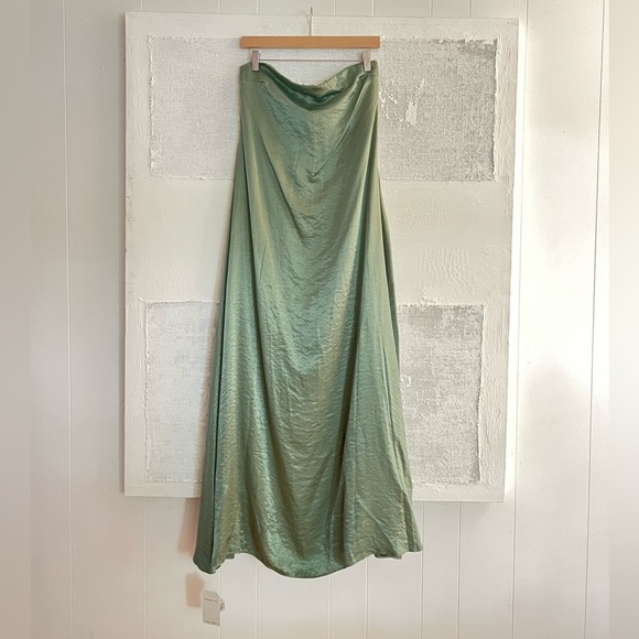 Abercrombie & Fitch Strapless Trapeze Maxi Dress - Picture 5 of 10